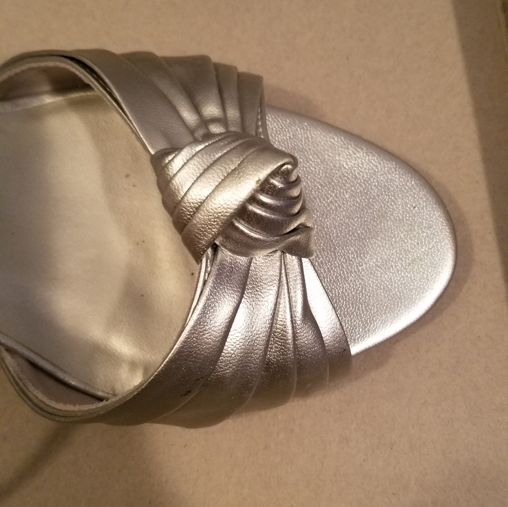 High Heels - image 5